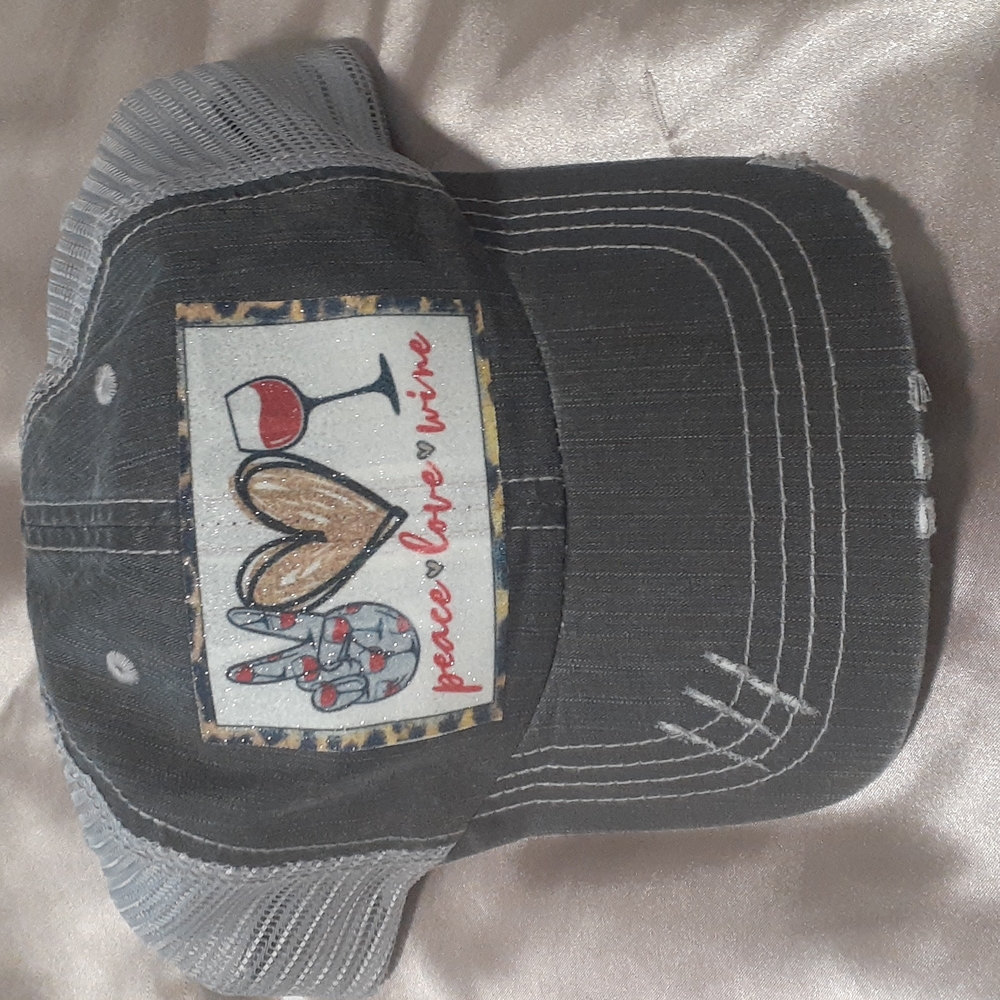 Faux vintage ball cap .